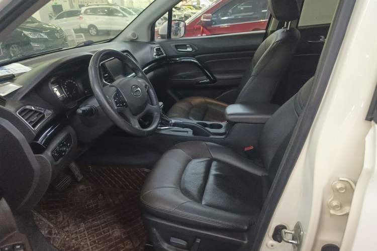 Used GAC Trumpchi GS4 2015 200T G-DCT Luxury Edition
