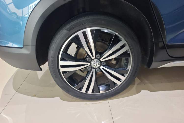 Used Volkswagen Touran 2018 Volkswagen Touran L 280TSI DSG Boundary Edition 7 Seats China V Emission Standard
