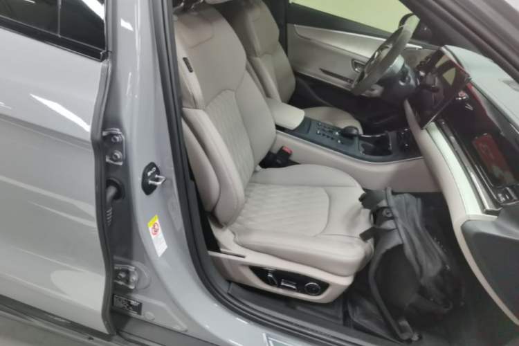 Used BYD Han 2025 EV 605KM Prestige Model
