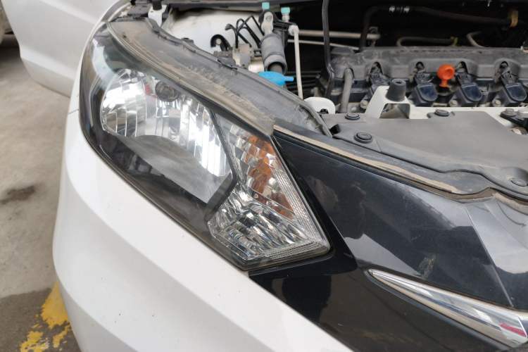 Used Honda Vezel 2015 1.8L CVT 2WD Elite Model Right Front Headlight