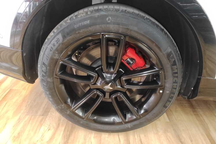 Used VOYAH FREE 2025 318 318 km Rear-Drive Touring Edition Exterior 2