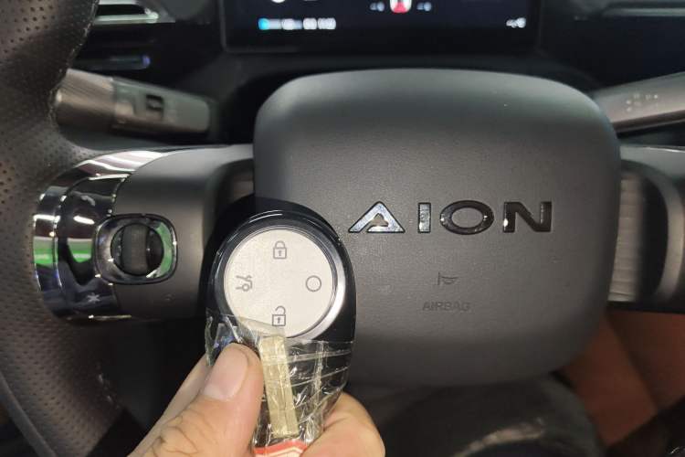 Used AION V 2024 Aion Tyrannosaurus 650 Smart Luxury Edition Interior 1