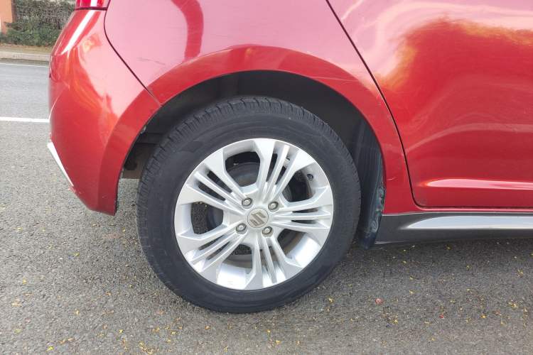 Used Suzuki Swift 2014 1.5L Automatic Fashion Edition