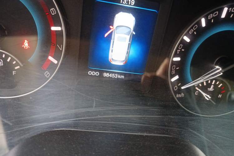 Used Haval H2 2016 Red-Label 1.5T Manual Two-Wheel Drive Luxury Model