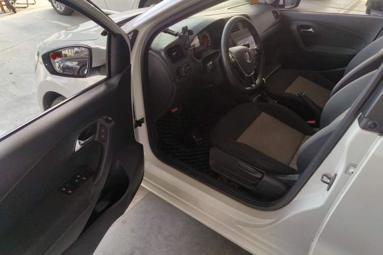 Used Volkswagen Polo 2016 1.4L Automatic Trendy Model