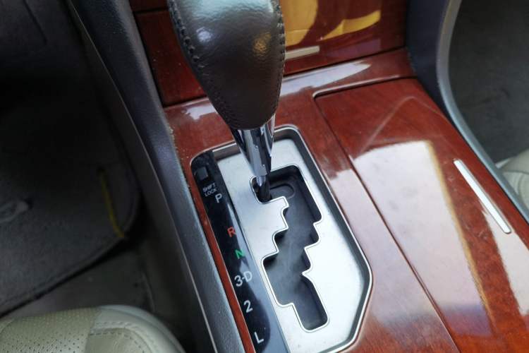 Used Toyota Camry 2013 200G Classic Luxury Edition