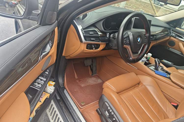 Used BMW X6 2015 xDrive35i Leading Model