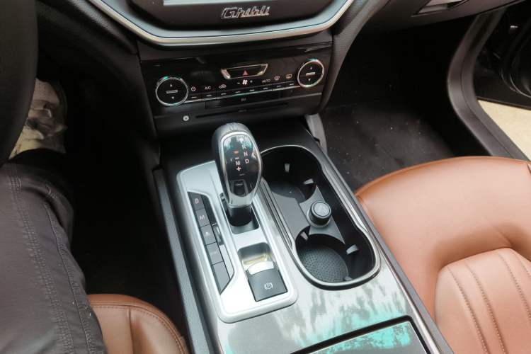 Used Maserati Ghibli 2014 3.0T Standard Edition
