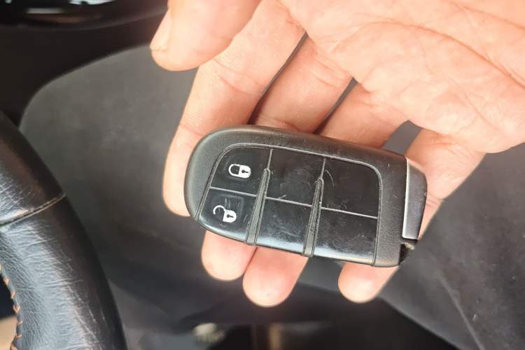 Used Jeep Compass 2019 220T Automatic Family Edition
