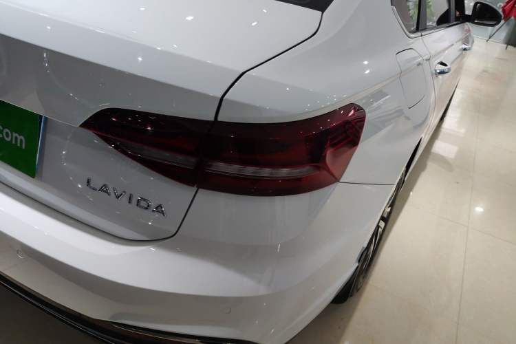 Used Volkswagen Lavida 2023 1.5L Automatic Full-Comfort Edition