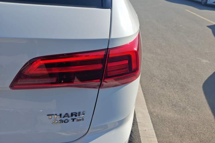 Used Volkswagen Tharu 2019 280TSI Two-Wheel Drive Luxury Version China VI Standard
