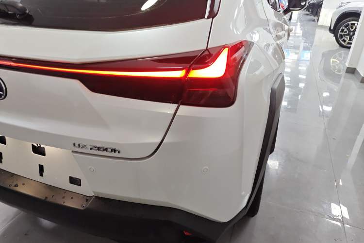 Used Lexus UX 2019 260h Explore-Cool Edition China VI Standard