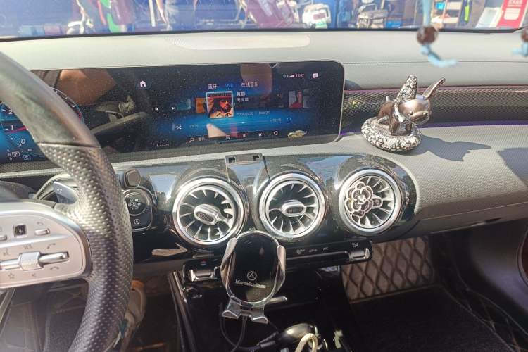 Used Mercedes-Benz A-Class 2020 Restyled A 200 L Sport Sedan Fashion Version
