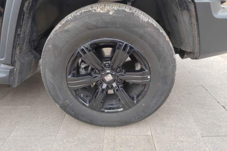 Used Tank 300 2025 2.0T Challenger Right Front Wheel Hub