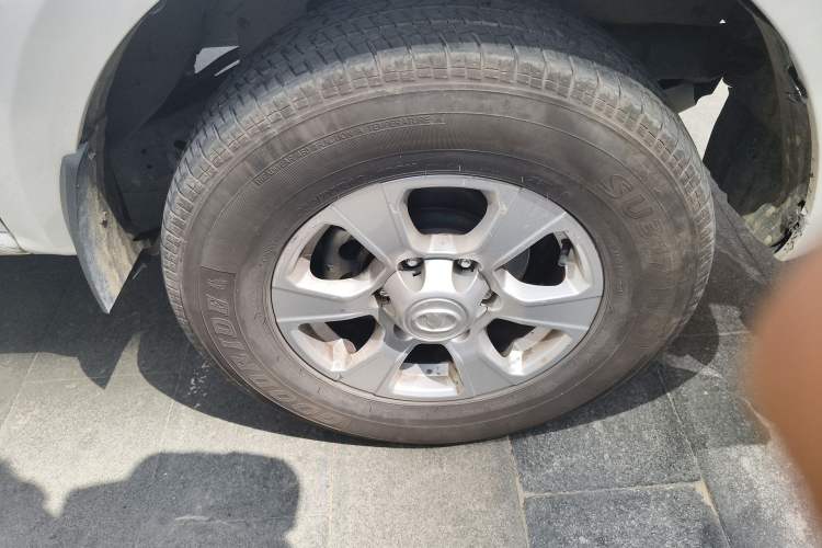 Used Great Wall Wingle 7 2019 2.0T Diesel Two-Wheel Drive Value Edition China VI Standard Big Double Cab GW4D20M Right Front Wheel Hub