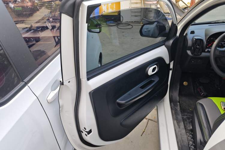 Used Roewe Clever 2021 302km Excellence Edition
