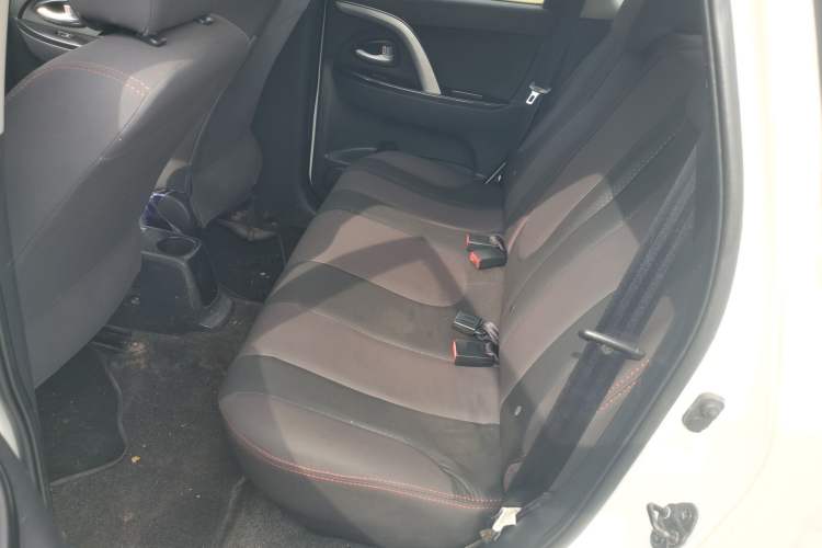 Used CHANGAN CX20 2014 1.4L Manual Sport Version China IV Standard