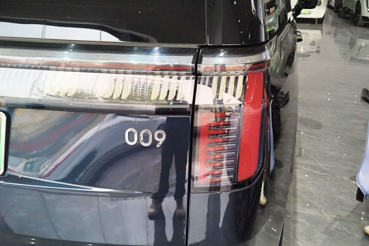 Used Zeekr 009 2022 ME Edition
