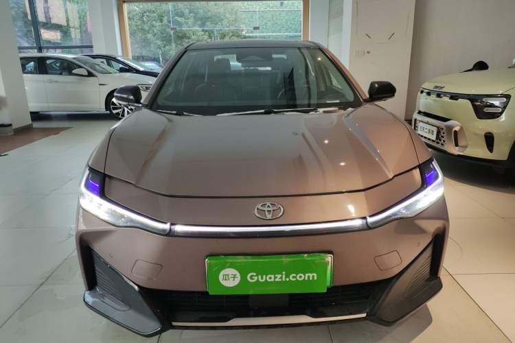 Used Toyota bZ3 2023 616 km Long-Range Premium