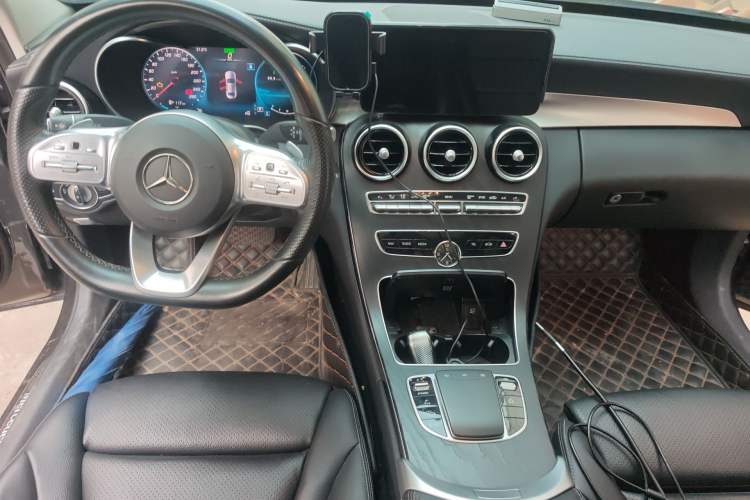 Used Mercedes-Benz C-Class 2021 C 260 L Sport Edition Star Collection Center Console