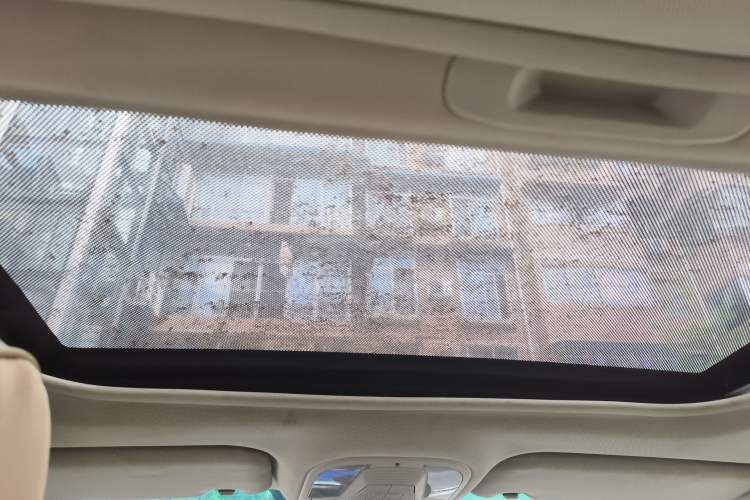 Used BYD Surui 2012 1.5L Manual Luxury Version Headliner