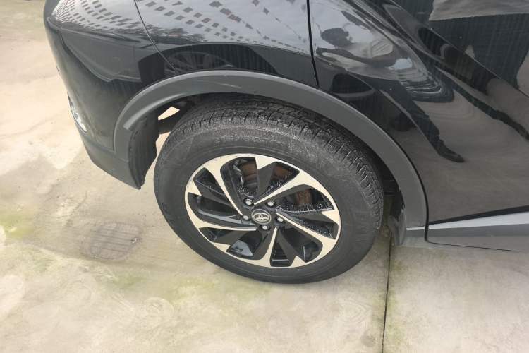 Used Toyota IZOA 2018 2.0L Yichi Version China VI Standard