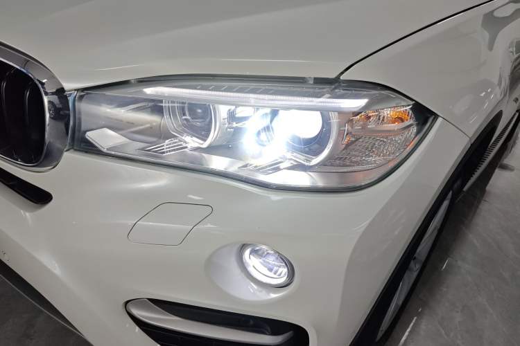 Used BMW X6 2015 xDrive35i Leading Model Left Front Headlight
