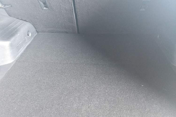 Used JAC Group Refine S5 2014 2.0T Automatic Luxury Edition
