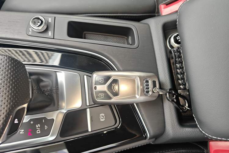 Used Audi A4L 2024 40 TFSI Luxury Dynamic Edition