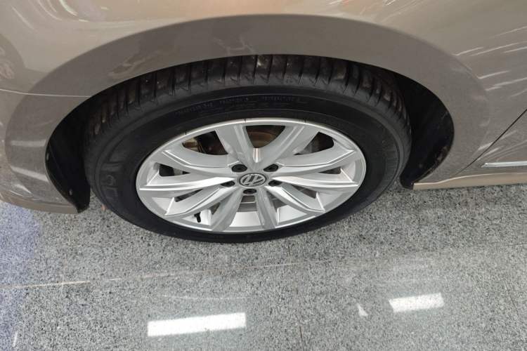 Used Volkswagen Passat 2017 330TSI DSG Luxury Edition
