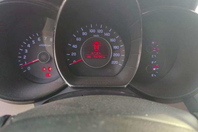 Used Kia K2 2011 Sedan 1.4L Manual Transmission GLS
