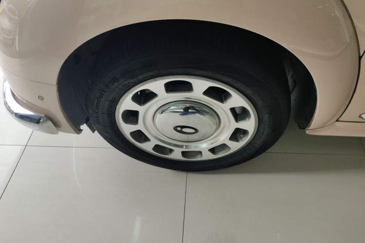 Used ORA Ballet Cat 2022 401 km Nutcracker Edition