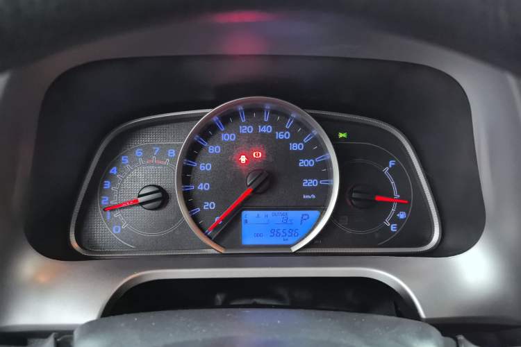 Used Toyota RAV4 2016 2.0L CVT Two-Wheel Drive Fashion Edition China V Standard
