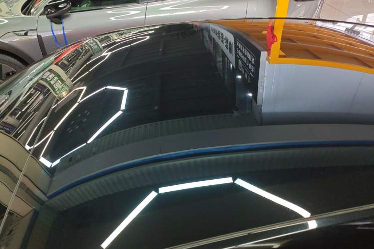 Used Avatr 06 2025 Pro Range-Extended Edition Roof