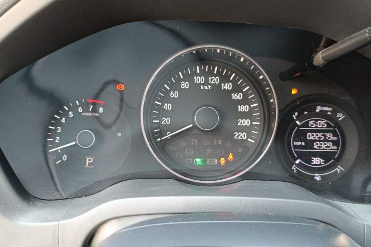 Used Honda Vezel 2022 1.5L CVT Phantom Night Pioneer Edition
