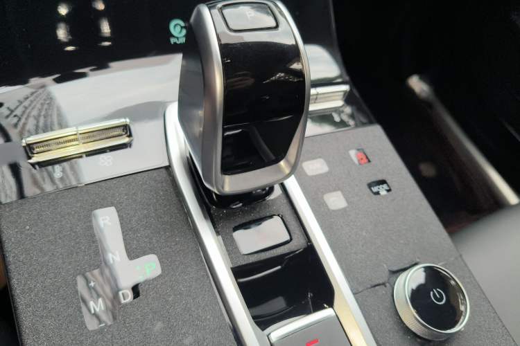 Used Chery Tiggo 8 PLUS 2021 290TGDI DCT Haoting Edition+ Gear Lever