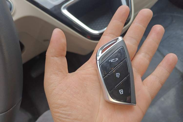 Used SAIC MAXUS V90 RV 2021 Traveler V90