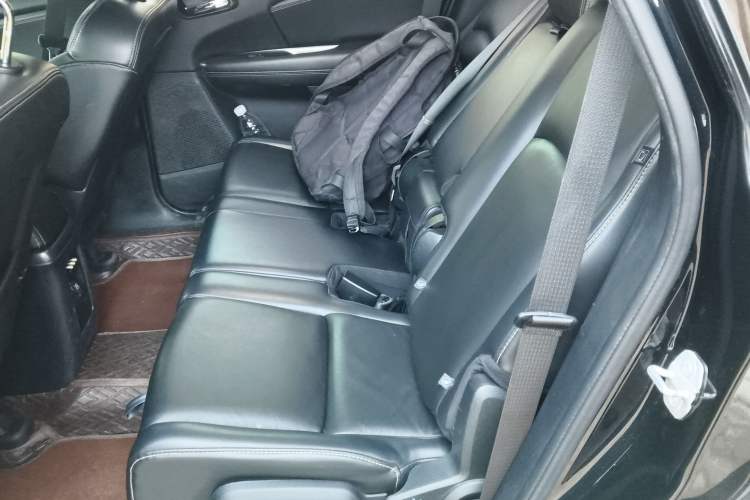 Used Dodge Journey 2016 2.4L Two-Wheel-Drive Touring Edition Left Rear Seat