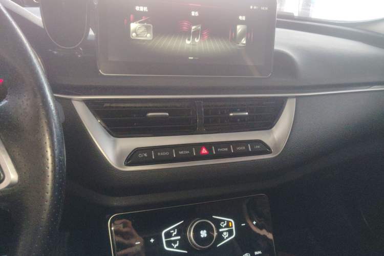 Used Hongqi H5 2022 Classic Model 1.5T DCT Flagship Edition
