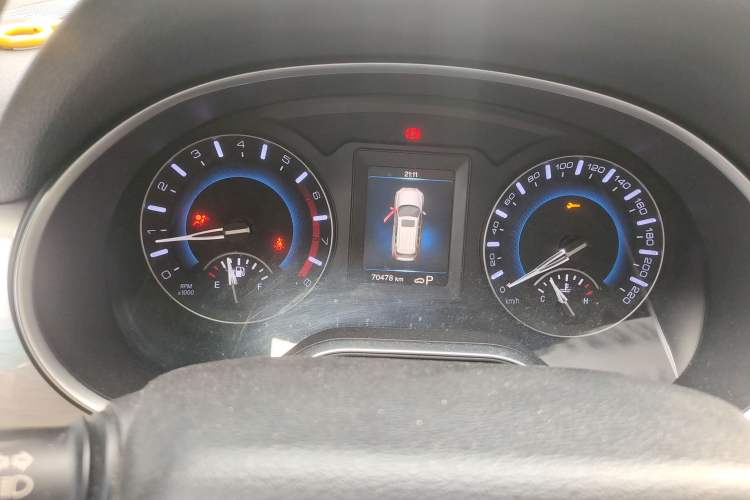 Used Haval H2 2018 Chuanxiang Edition Blue Badge 1.5T Dual-Clutch Two-Wheel Drive ZhiShang Model