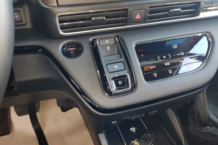 Used Honda Odyssey 2024 2.0L eHEV Sharp·Luxury Edition Gear Lever