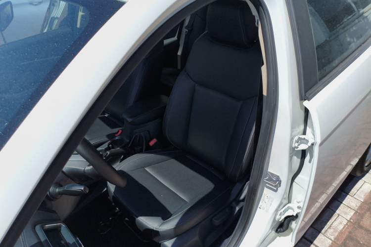 Used Ford Escort 2017 Happy Edition 1.5L Manual Fashion Model