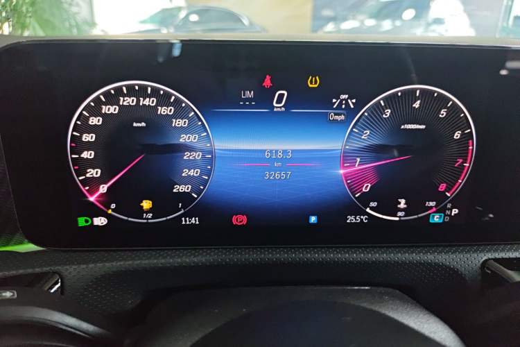 Used Mercedes-Benz A-Class 2023 A 200 L Fashion Model Instrument Cluster