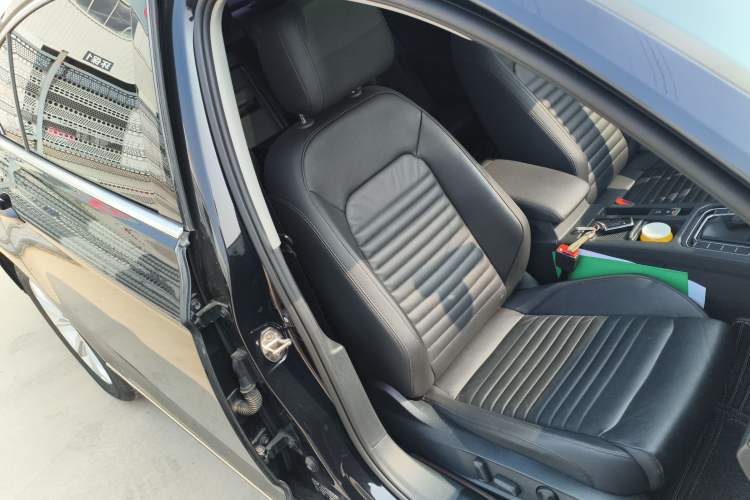 Used Volkswagen Magotan 2019 330TSI DSG Leading Model China VI Standard
