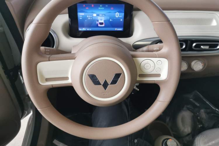 Used Wuling Hongguang MINIEV 2025 Four-Door Version Advanced Edition
