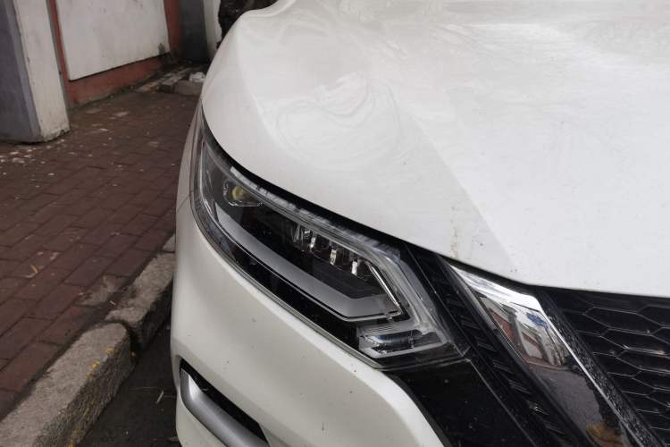 Used Nissan Qashqai 2022 2.0L CVT XV Premier Luxury Edition Right Front Headlight