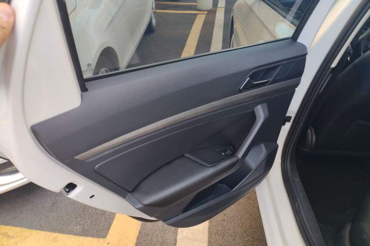 Used Volkswagen Lavida 2022 1.5L Automatic Fashion Edition
