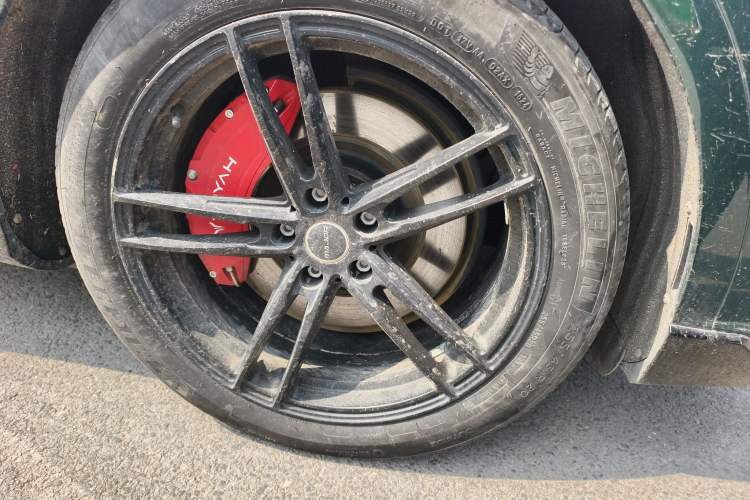 Used VOYAH FREE 2024 Ultra-Long Range Intelligent Driving Version Right Front Wheel Hub