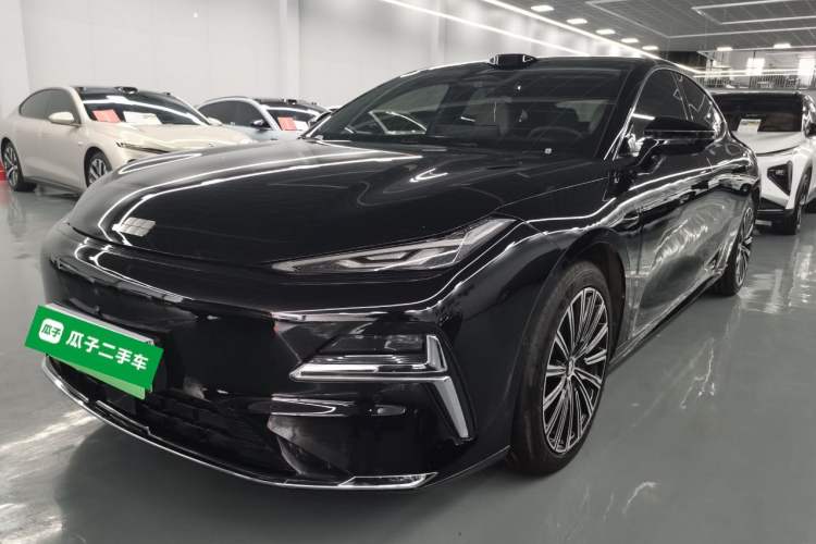 Used Geely Galaxy 8 2025 130km EM-P Starship Edition