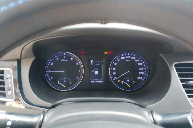 Used Hyundai Mistra 2016 1.8L Automatic Smart GLS Instrument Cluster